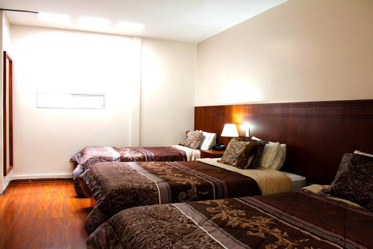 Rio Hotel Riobamba Exterior photo
